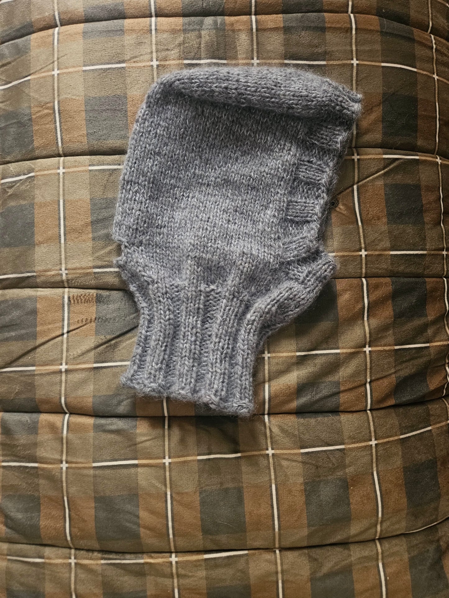 Pony Tail Day Balaclava *knitting pattern*